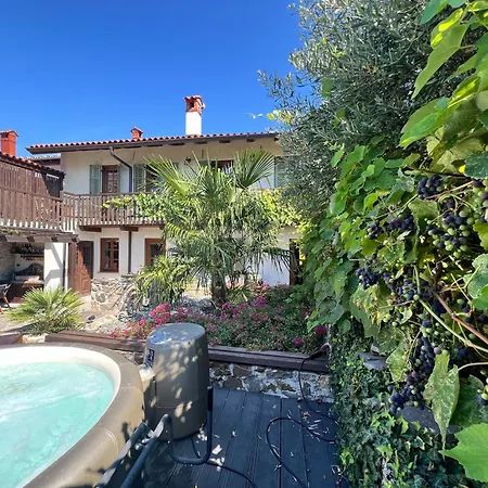 Historic Wine-stone House