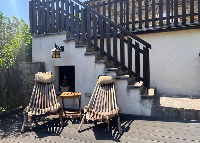 Historic Wine-stone House