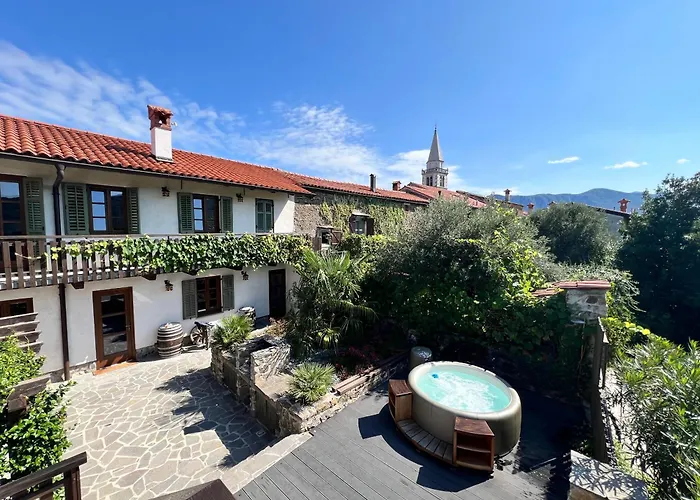 Historic Wine-stone House Holiday home